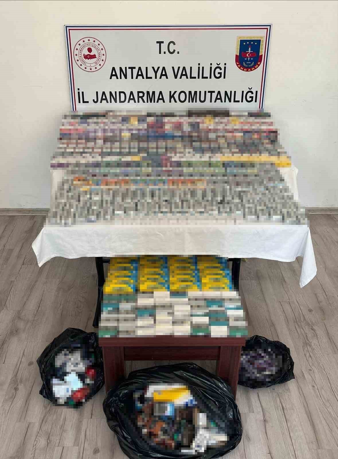 Antalya'nın Manavgat ilçesinde jandarma, S.M. isimli bir işletmede yaptığı operasyonda
