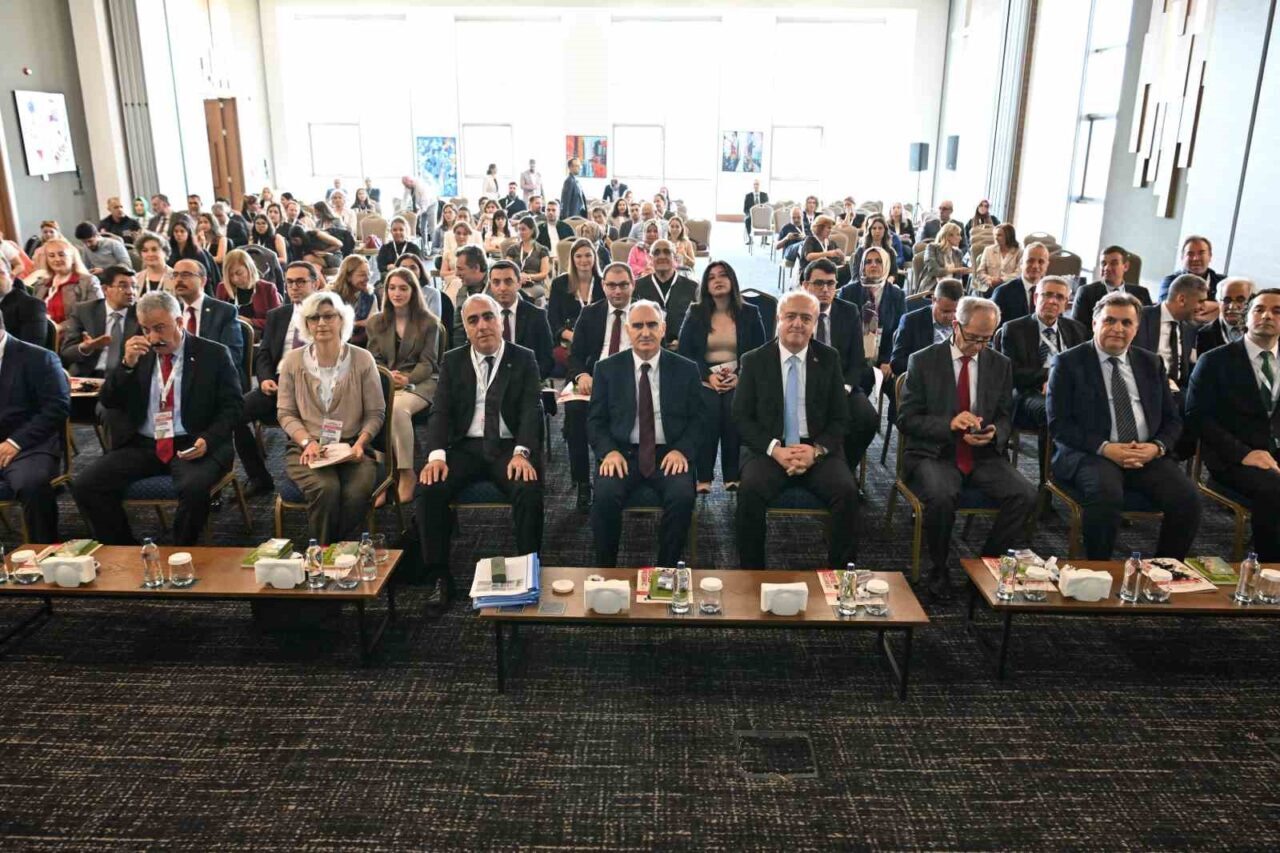 Manisa Ruh Sağlığı ve Hastalıkları Hastanesi, ‘bağımlılık psikiyatrisi’ temalı 1.