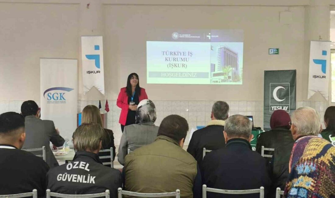 Manisa'da düzenlenen bilgilendirme toplantısında, Manisa İŞKUR İl Müdürlüğü, SGK ve