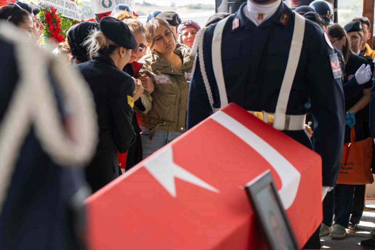 Sakarya'nın Akyazı ilçesinde meydana gelen trafik kazasında şehit olan Jandarma