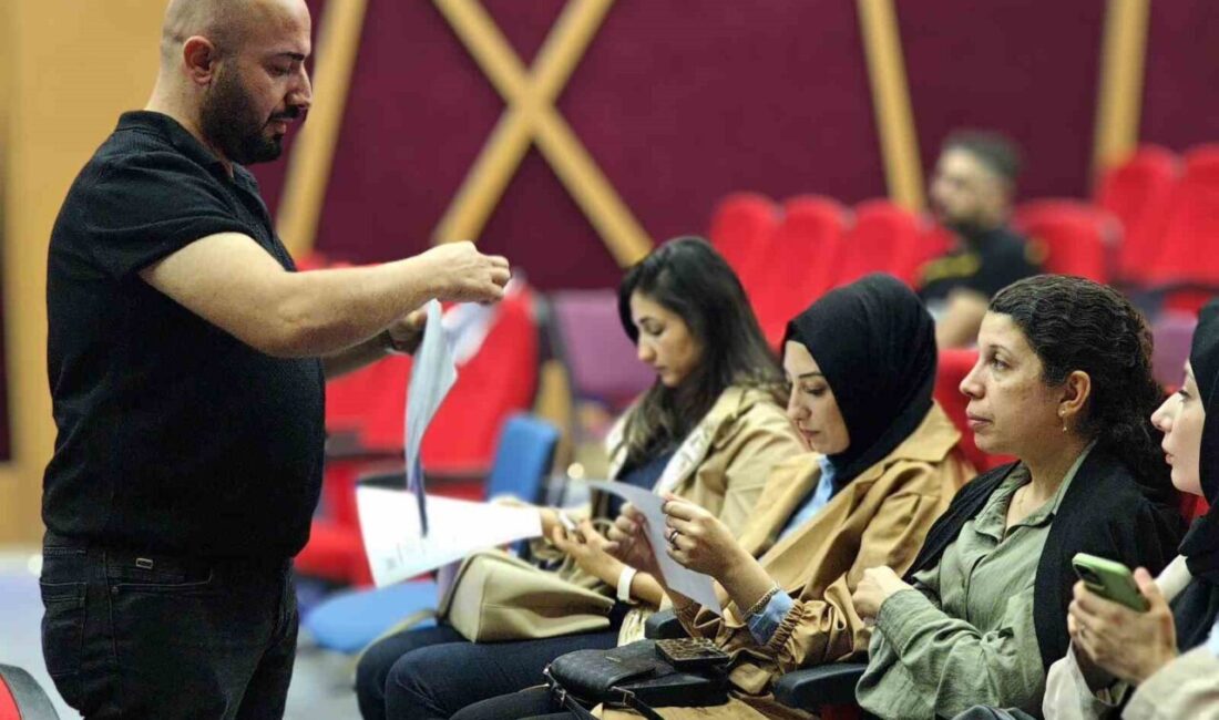 Mardin Belediyesi, Beyaz Baston Günü’nde Görme Engellilere Dikkat Çekmek İçin Etkinlik Düzenledi Mardin Büyükşehir Belediyesi, 15 Ekim Beyaz Baston Görme Engelliler Günü