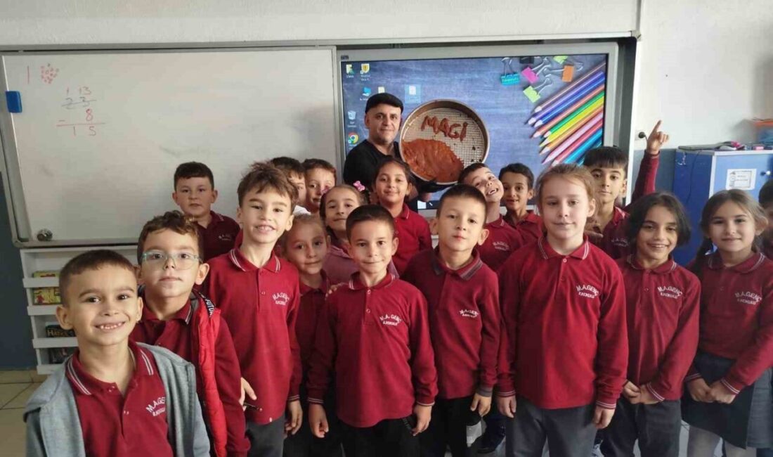 Gönen'deki Mehmet Ahmet Genç İlkokulu, öğrenciler için düzenlediği çiğ köfte