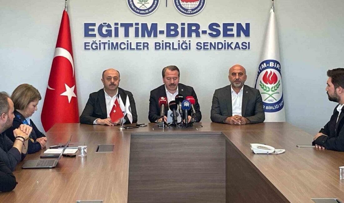 Memur-Sen ve Eğitim-Bir-Sen Genel Başkanı Ali Yalçın, "4+4+4" zorunlu eğitim
