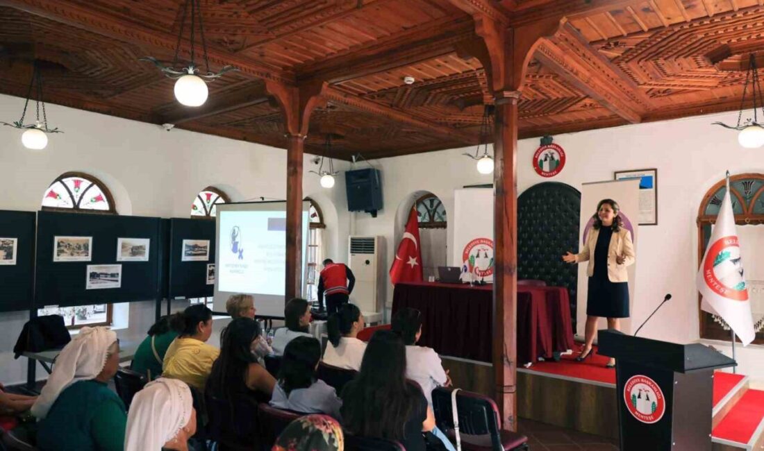 Menteşe Belediyesi ve Kent Konseyi Kadın Meclisi, kadınlar için "Menopoz