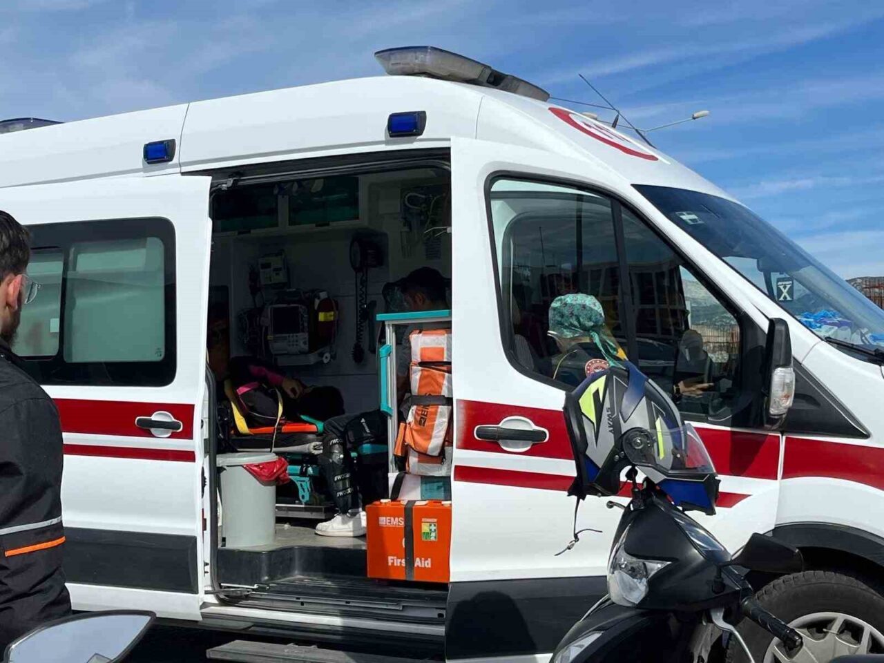 Muğla'nın Menteşe ilçesindeki Kötekli Kavşağı'nda iki motosikletin çarpışması sonucu her