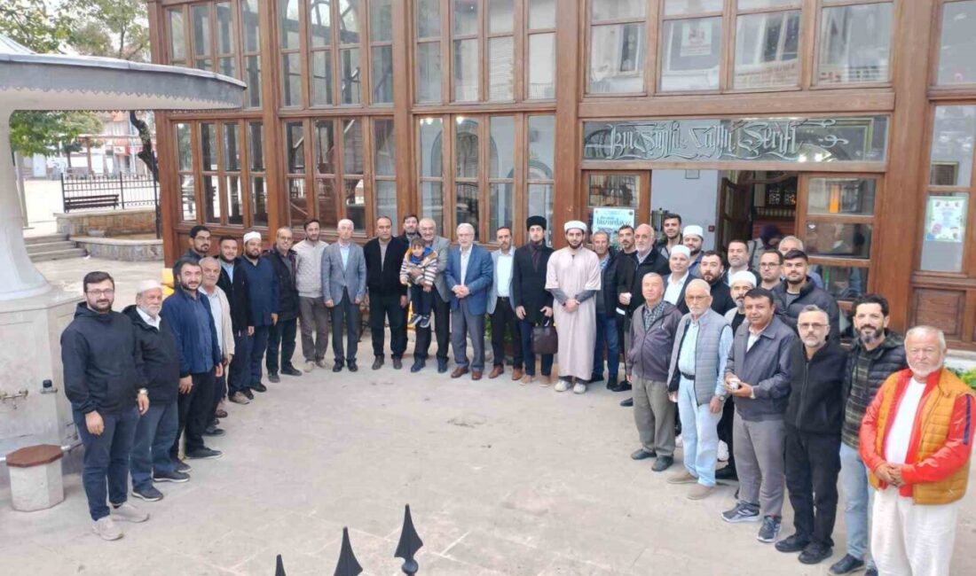 Muğla'daki Kurşunlu Camii’nde gerçekleştirilen sabah namazı buluşmasında, İl Müftüsü Dr.