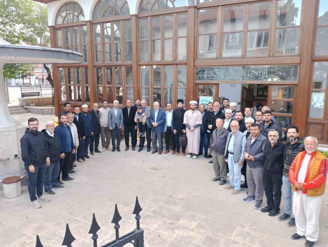Muğla'daki Kurşunlu Camii’nde gerçekleştirilen sabah namazı buluşmasında, İl Müftüsü Dr.