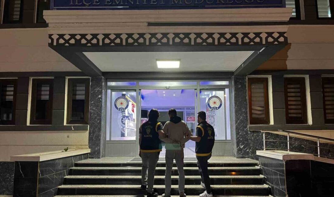 Mersin'in Tarsus ilçesinde park halindeki 5 aracı kundaklayan M.A. isimli