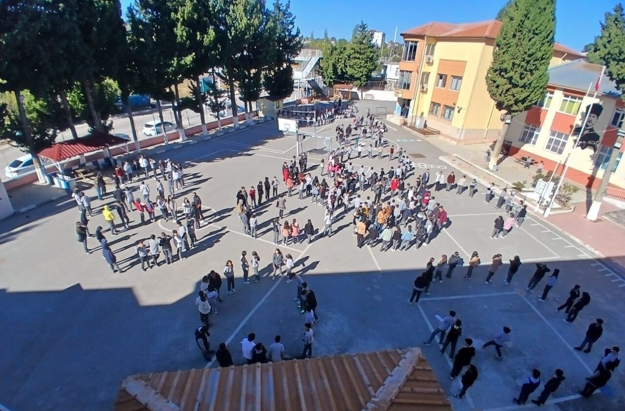 Mersin genelindeki okullar, Milli Eğitim Bakanlığı'nın "Yeşil Vatan-Benim Okulum Geleceğe