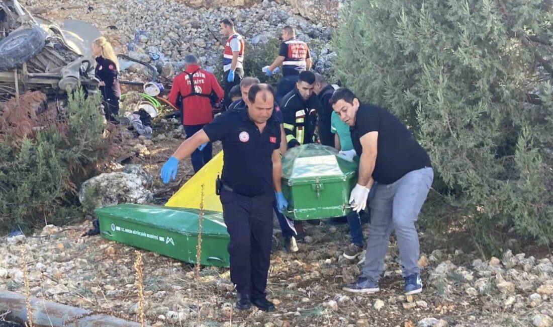 Mersin'in Erdemli ilçesinde tarım işçilerini taşıyan minibüsün şarampole düşmesi sonucu