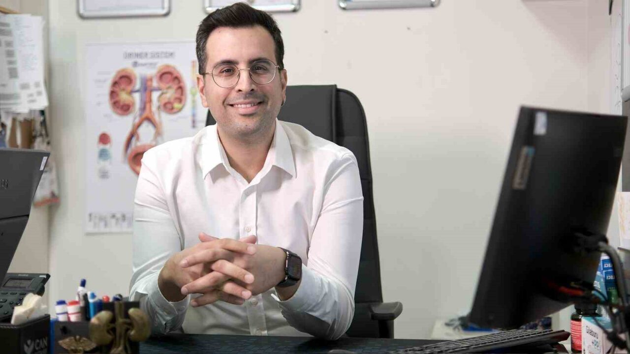 Üroloji Uzmanı Op. Dr. Muzaffer Doğu Taşdemir, çalışma ortamının erkeklerin