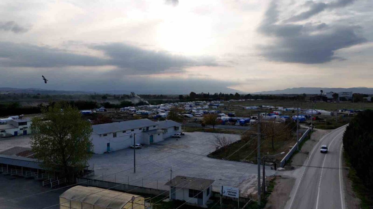 Yenişehir Belediye Başkanı Ercan Özel, belediyeye ait mezbahanenin modernizasyon çalışmalarının