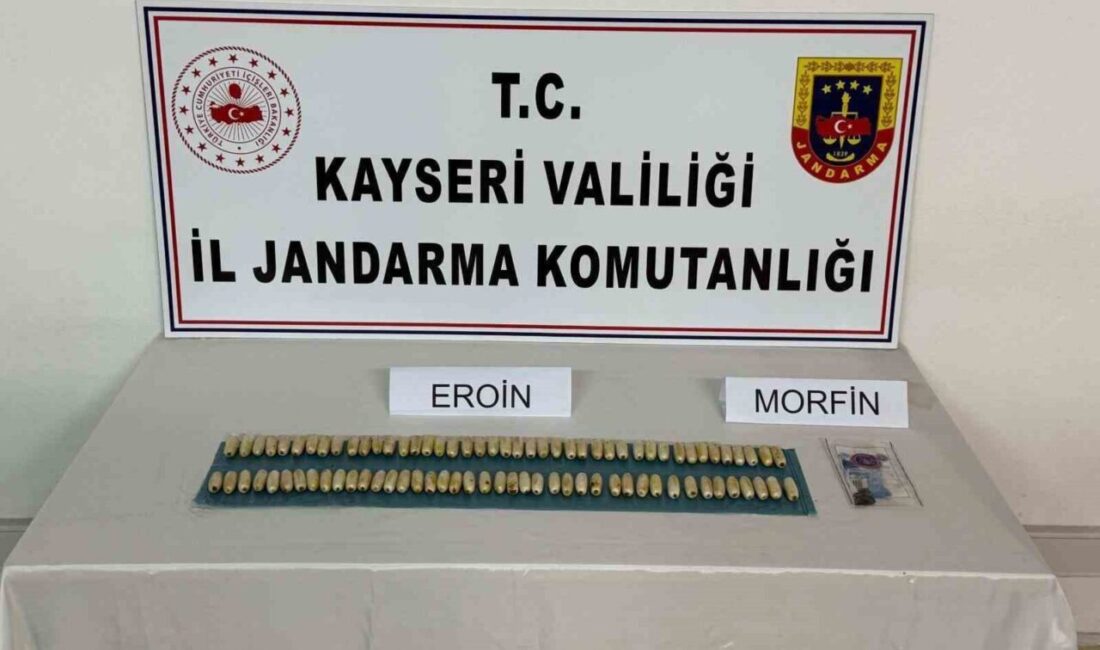 Kayseri'de jandarma, Kocasinan-Beydeğirmeni'nde durdurduğu ticari takside M.R. isimli yabancı uyruklu