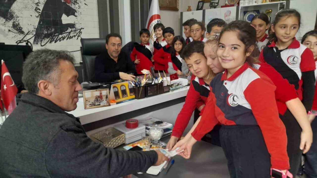 Afyonkarahisar’daki Atatürk İlkokulu Öğrencilerinden Gazze İçin Anlamlı Destek Projesi