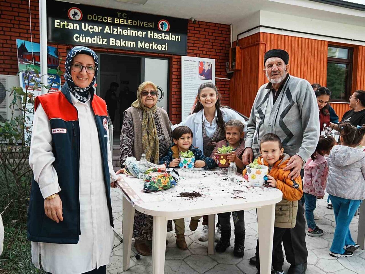 Düzce Belediyesi BELKA kreşi, 27 minik öğrenci ile Ertan Uçar