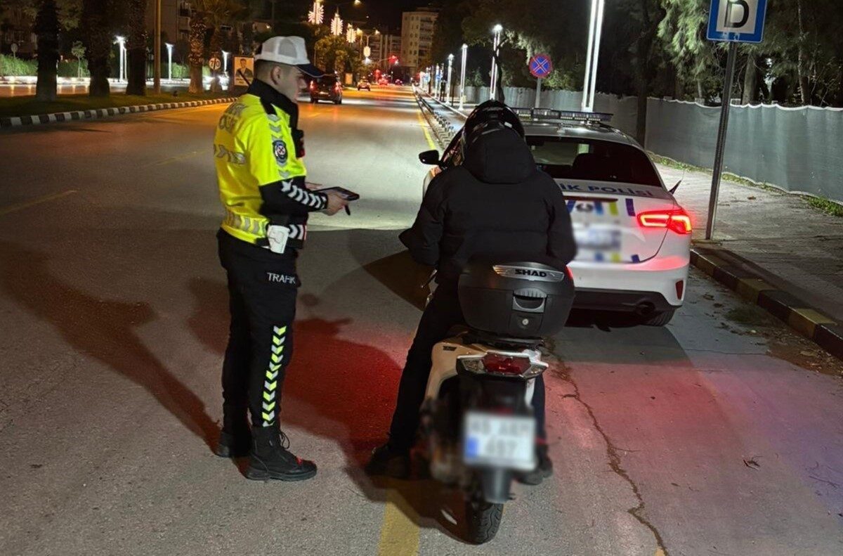 Manisa’da Motosiklet ve Motorlu Bisiklet Denetimlerinde 2.8 Milyon Lira Para Cezası Kesildi