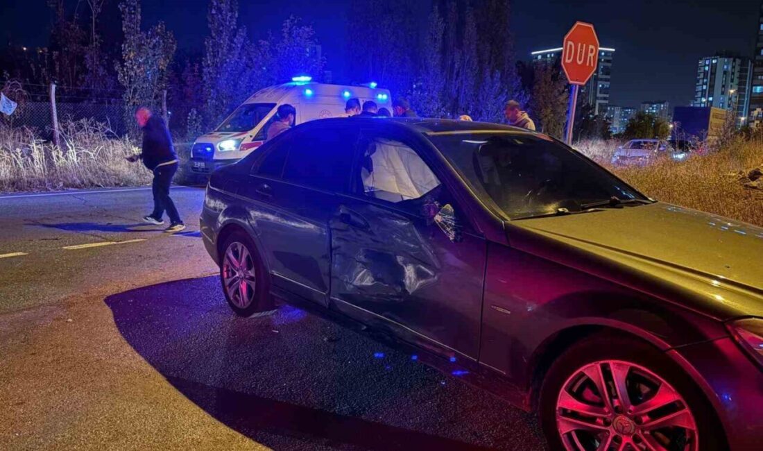 Melikgazi’de Motosiklet ve Otomobil Çarpıştı: Anne, Bebek ve İki Kişi Yaralandı Kayseri'nin Melikgazi ilçesindeki trafik kazasında, motosiklet ile otomobil çarpıştı. Y.K.
