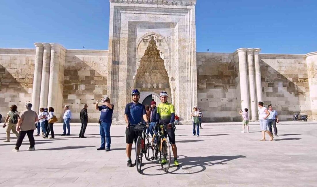 MS Hastalığı ile Mücadele Eden Mustafa Erol Gökçe, Bisiklet ile Farkındalık Yaratıyor MS hastalığına sahip 35 yaşındaki Mustafa Erol Gökçe, Konya'dan bisikletle