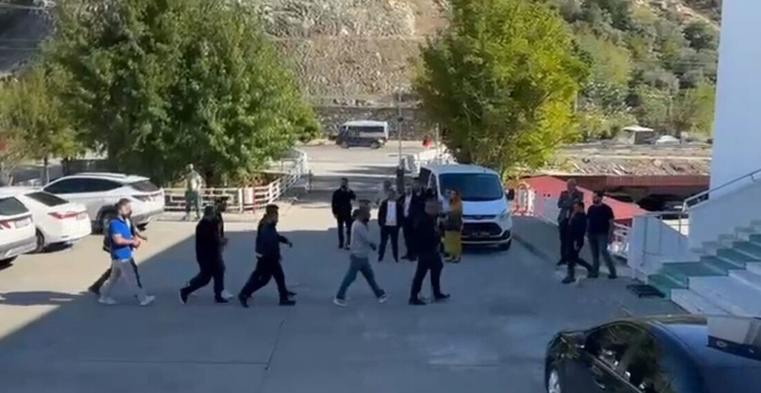 Muğla'nın Ortaca ilçesinde tefecilik iddiaları üzerine başlatılan operasyonda Muğla KOM