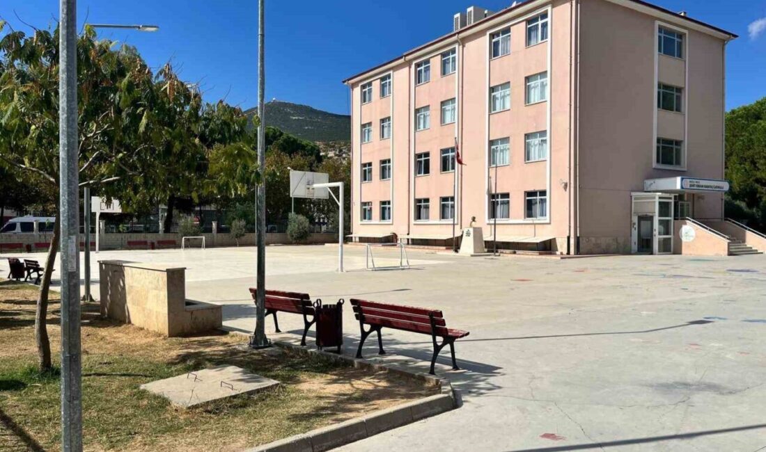 Millî Eğitim Bakanlığı, Türkiye Yüzyılı Maarif Modeli dahilinde Muğla'da Zilsiz