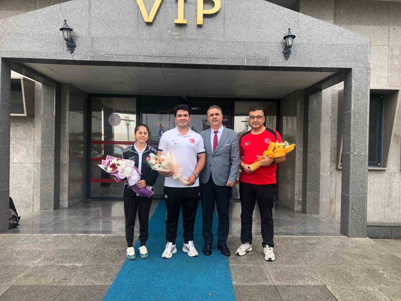 Dünya Şampiyonu Emircan Haney ve antrenörü Dr. Ejder Sözen, Milas-Bodrum