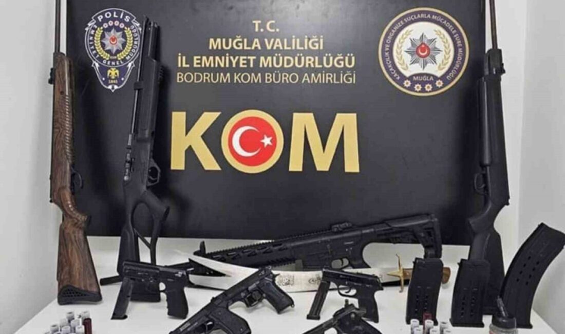 Muğla Emniyet Müdürlüğü'nün KOM ekipleri, Muğla genelinde ruhsatsız silah bulunduran