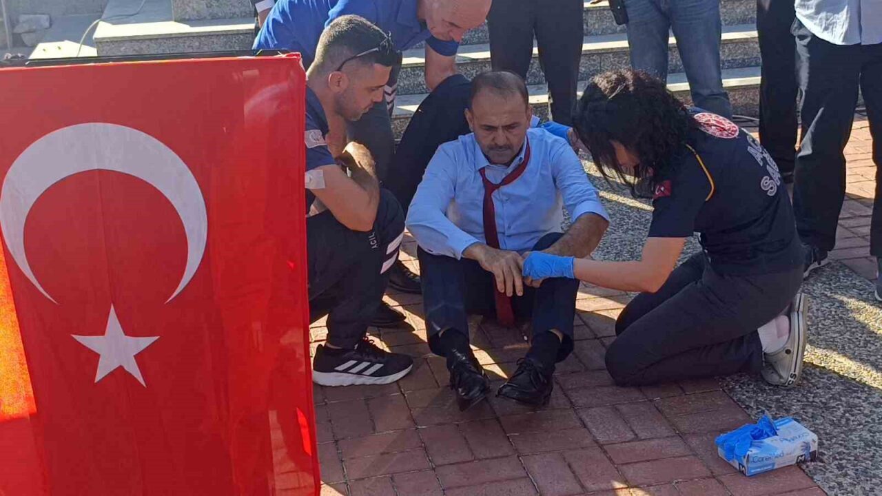 Manavgat'ta 19 Ekim Muhtarlar Günü programında konuşma yapan Milli Egemenlik