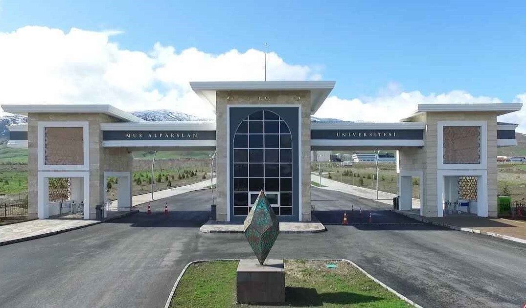 Muş Alparslan Üniversitesi, Türkiye genelindeki akademik sıralamada gerileme kaydetti. Muş Alparslan Üniversitesi, ODTÜ Enformatik Enstitüsü tarafından hazırlanan URAP 2025-2026