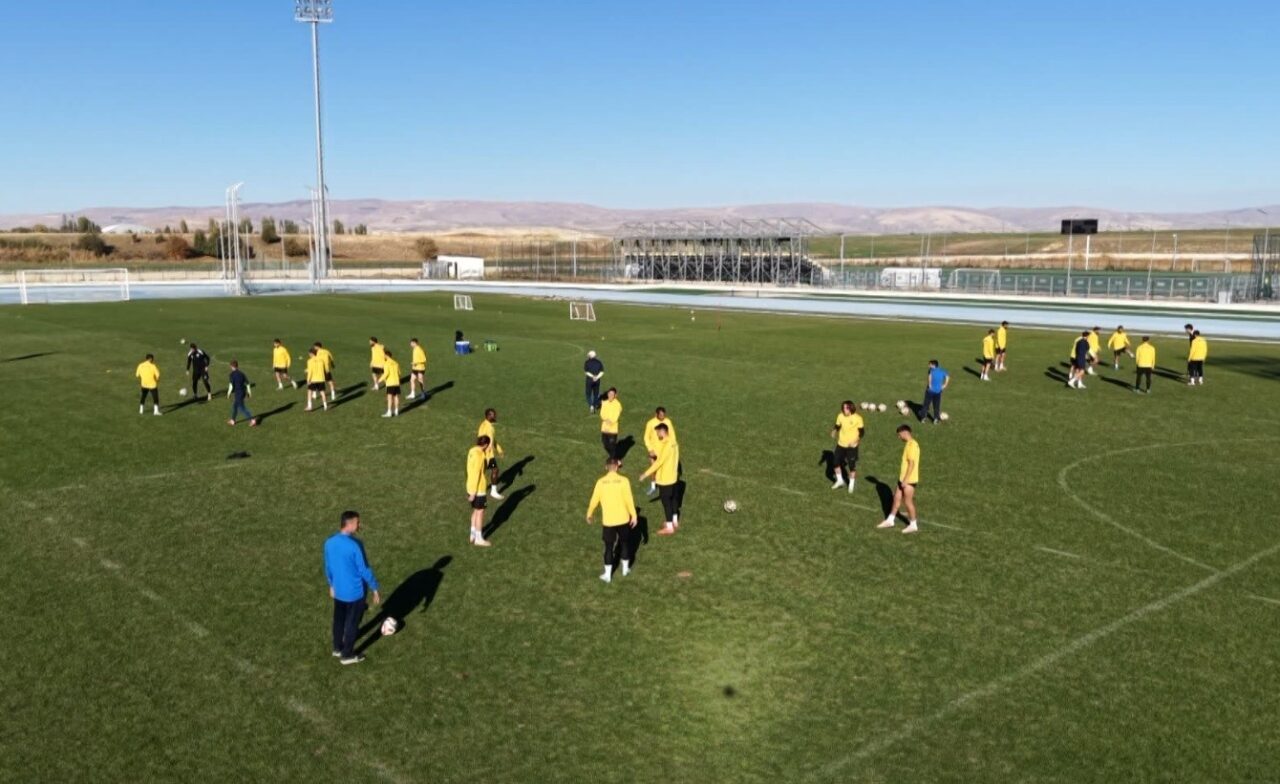 Muşspor, 1461 Trabzon FK maçı hazırlıklarına başladı. Teknik direktör Fatih