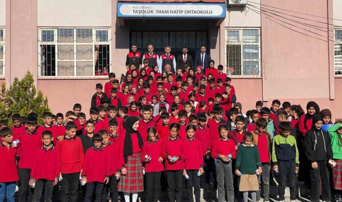 Muş’ta Kuduz ve Kırım Kongo Hastalıklarına Dikkat Çekmek İçin Eğitim Programı Başlatıldı Muş'ta İl Tarım ve Orman Müdürlüğü, zoonoz hastalıklara karşı farkındalık