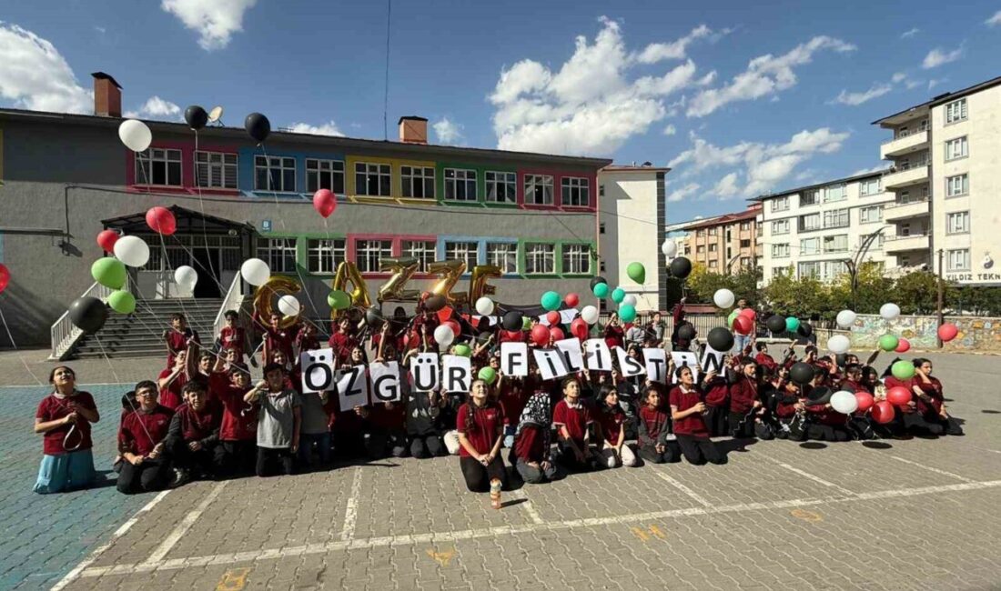 Muş’taki Vali Adil Yazar Ortaokulu öğrencileri, Gazze'deki saldırılara karşı duyarlılıklarını