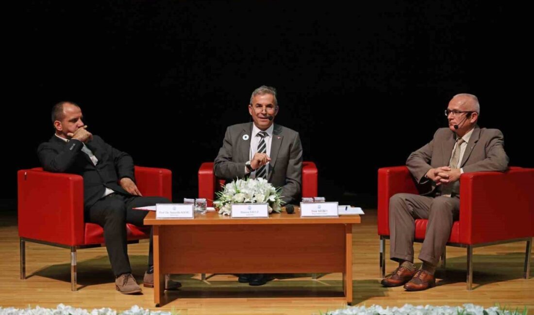 Talas Belediyesi, Aliya İzzetbegoviç’in 22. ölüm yıl dönümünde anlamlı anma etkinliği düzenledi Talas Belediyesi, Aliya İzzetbegoviç’i vefatının 22. yılında düzenlediği anma programıyla