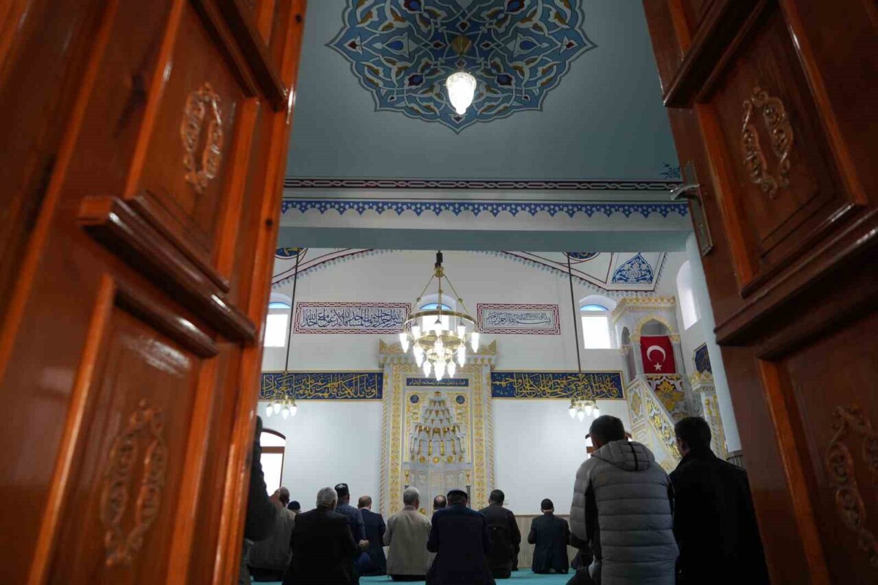 Bayburt'un Velişaban Mahallesi'nde yer alan Velişaban Camii, kapsamlı restorasyon ve