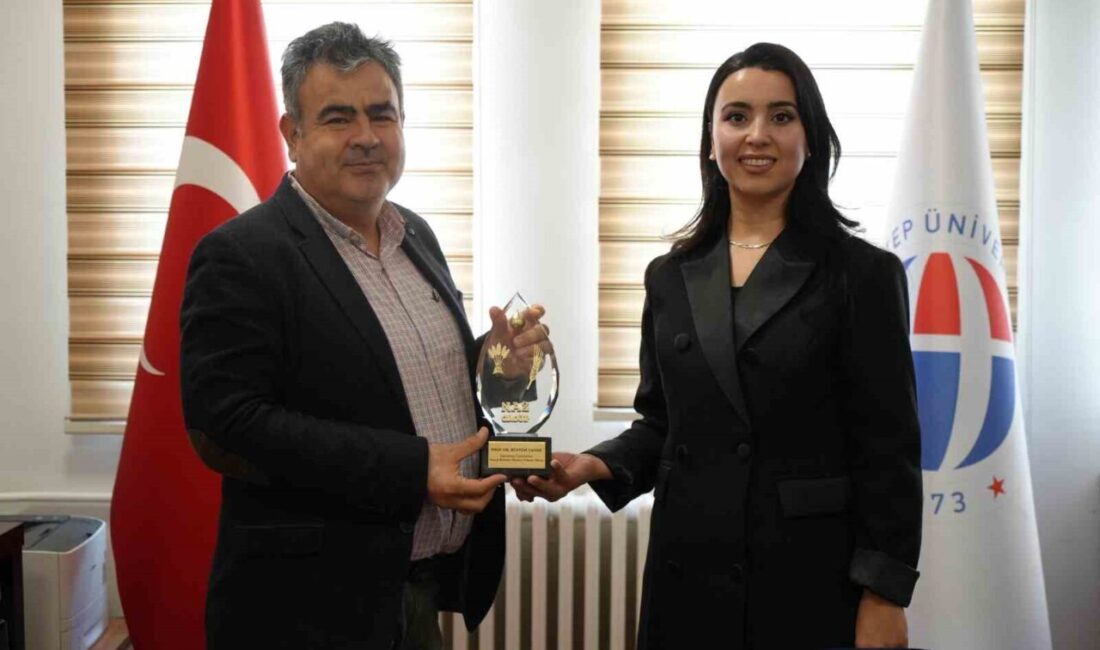 Gaziantep Üniversitesi ile NAZ GROUP Arasında Uygulamalı Eğitim Protokolü İmzalandı Gaziantep Üniversitesi Sosyal Bilimler Meslek Yüksekokulu, NAZ GROUP ile işbirliği