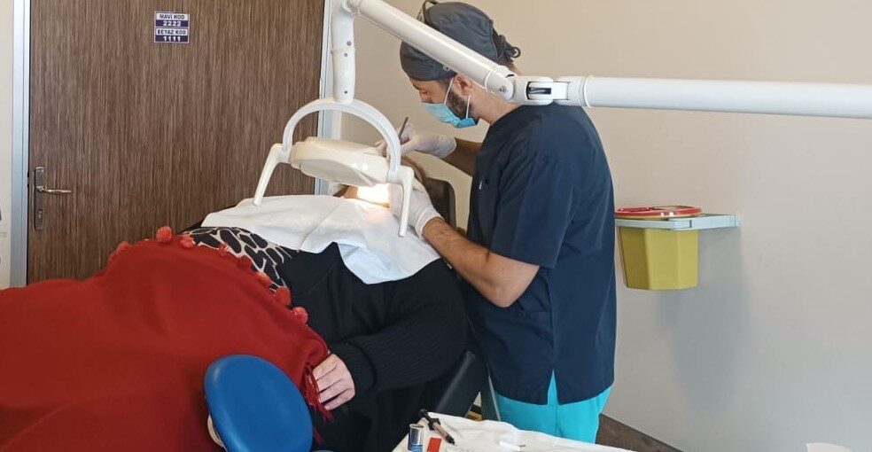 Tekirdağ Ağız ve Diş Sağlığı Hastanesi, fiziksel engeli olan T.K.E.'nin