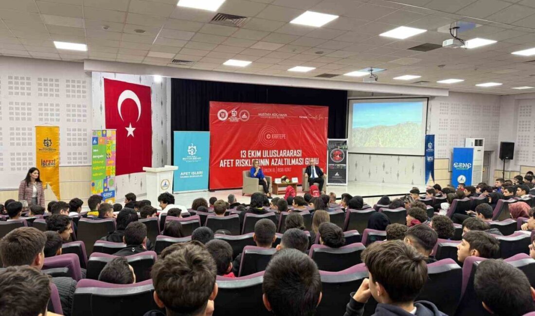 Kocaeli’deki "Uluslararası Afet Risklerinin Azaltılması Günü" kapsamında düzenlenen tatbikat ve