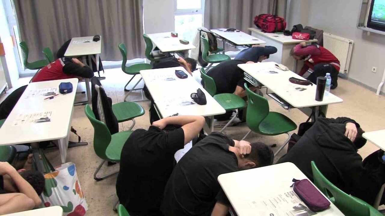 Milli Eğitim Bakanlığı, "Afetler ve Dayanıklılık Ayı" etkinlikleri çerçevesinde, Türkiye