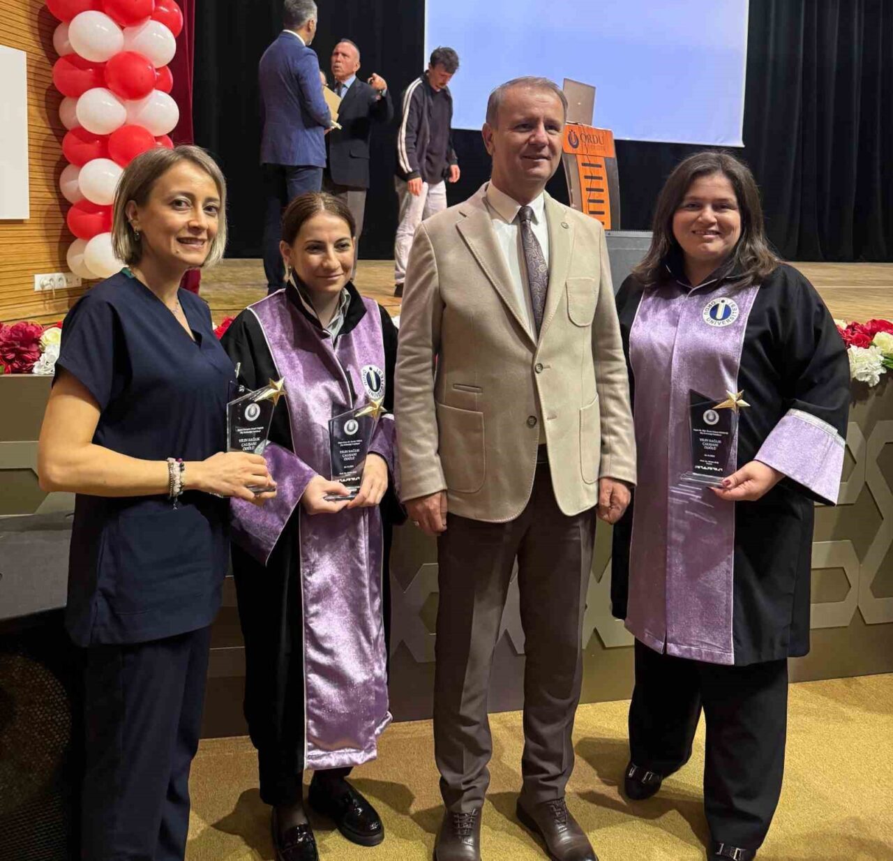 Ordu Üniversitesi Diş Hekimliği Fakültesi'nin Günübirlik Engelli Kliniği, yıl içinde