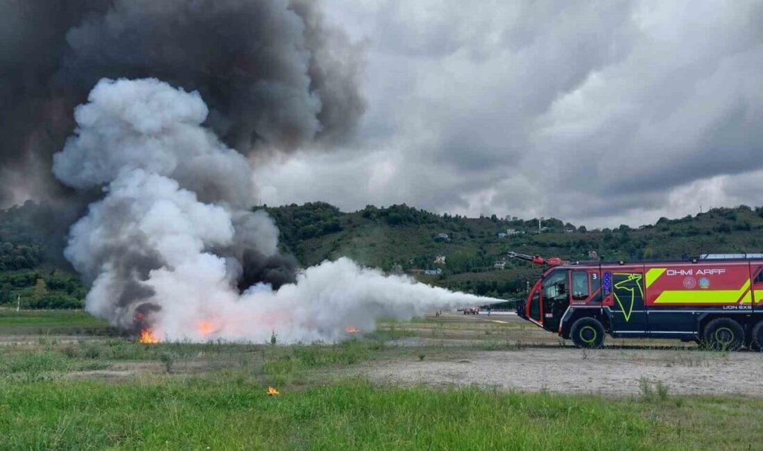 Ordu-Giresun Havalimanı'nda, DHMİ öncülüğünde acil durum ve yangın tatbikatı yapıldı.