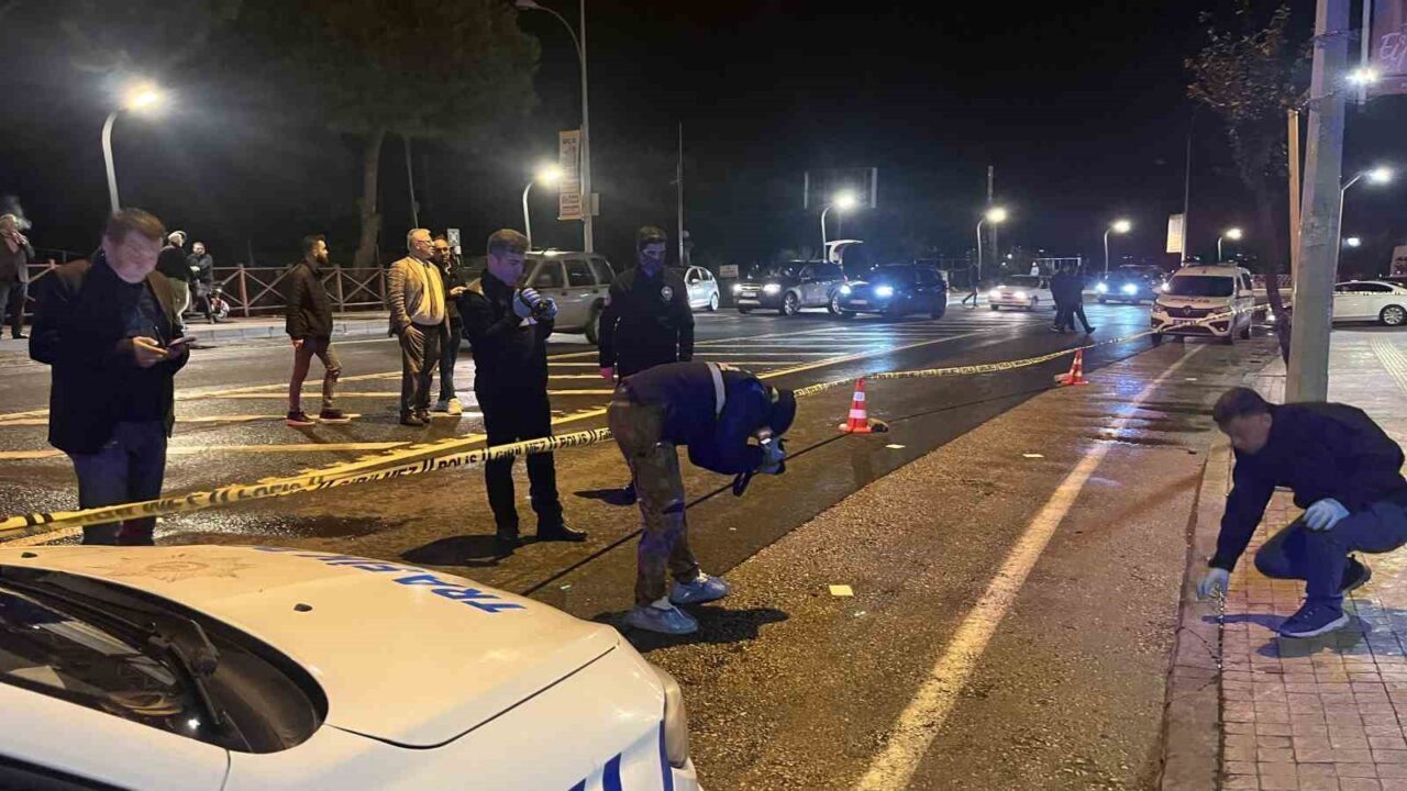 Ordu'nun Ünye ilçesindeki bir oto galeriye uzun namlulu silahla yapılan