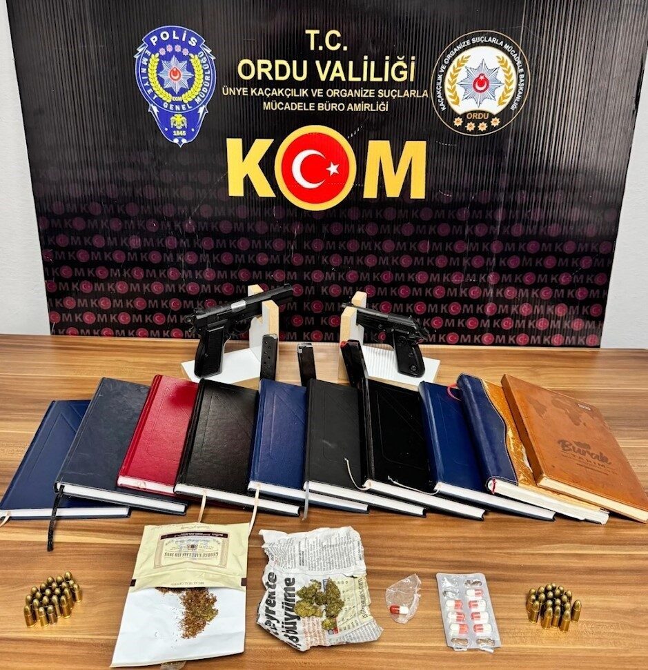 Ordu'nun Ünye ilçesinde gerçekleştirilen kaçakçılık operasyonunda 2 kişi tutuklandı. Gözaltına