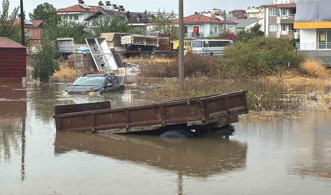 Meteoroloji Genel Müdürlüğü'nün uyarılarının ardından Muğla'nın kıyı bölgelerinde etkili olan