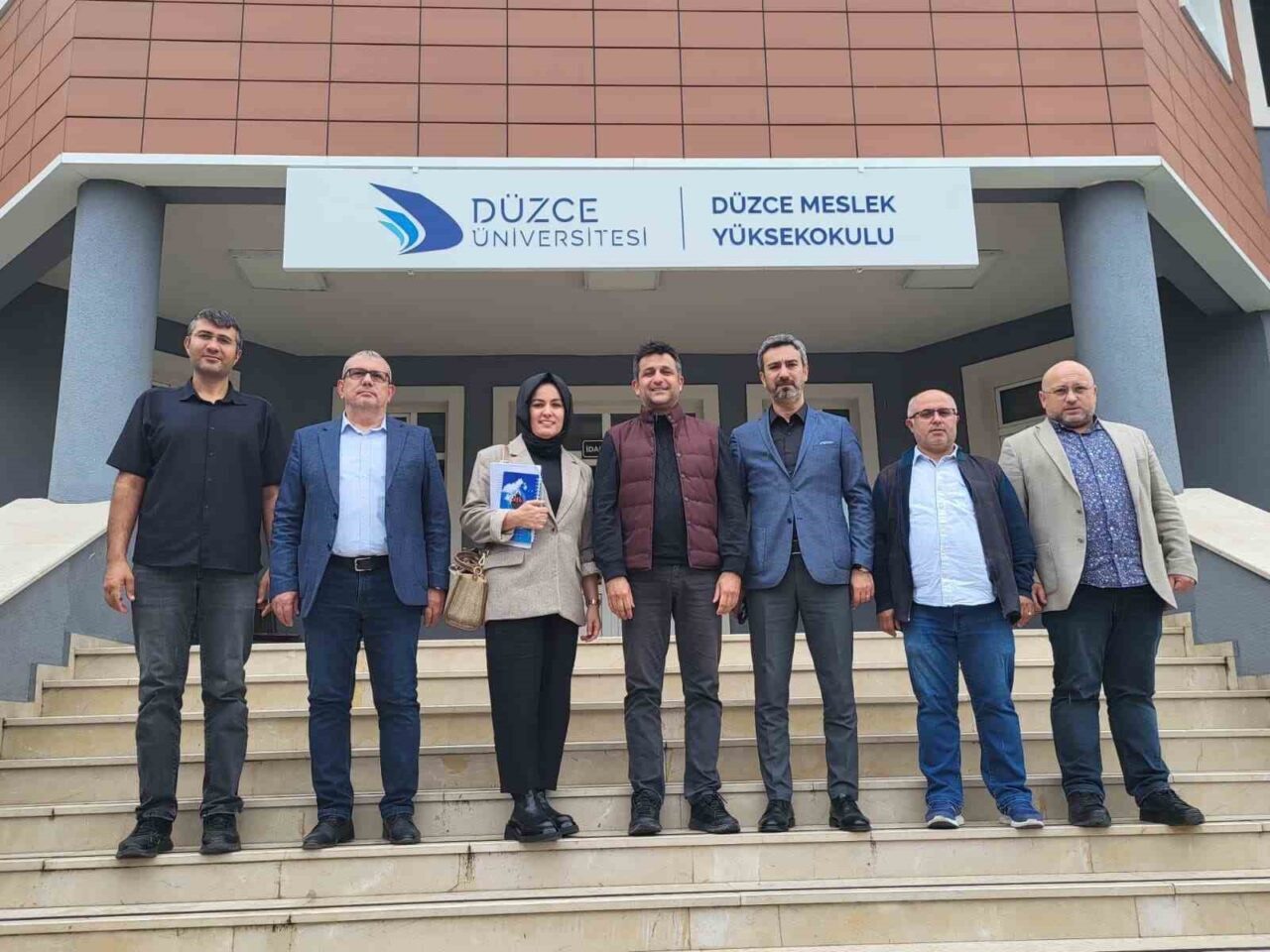 Düzce Ticaret ve Sanayi Odası, mezun öğrencilerin istihdamı ve staj