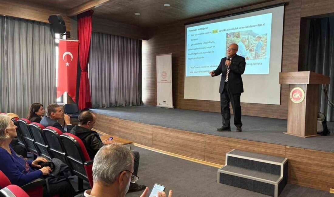 Eskişehir’deki Gülay Kanatlı Ortaokulu’nda Bilge Aile Projesi Kapsamında Astronomi Semineri Düzenlendi Eskişehir'deki Gülay Kanatlı Ortaokulu'nda, 'Bilge Aileden Bilinçli Topluma' projesi kapsamında