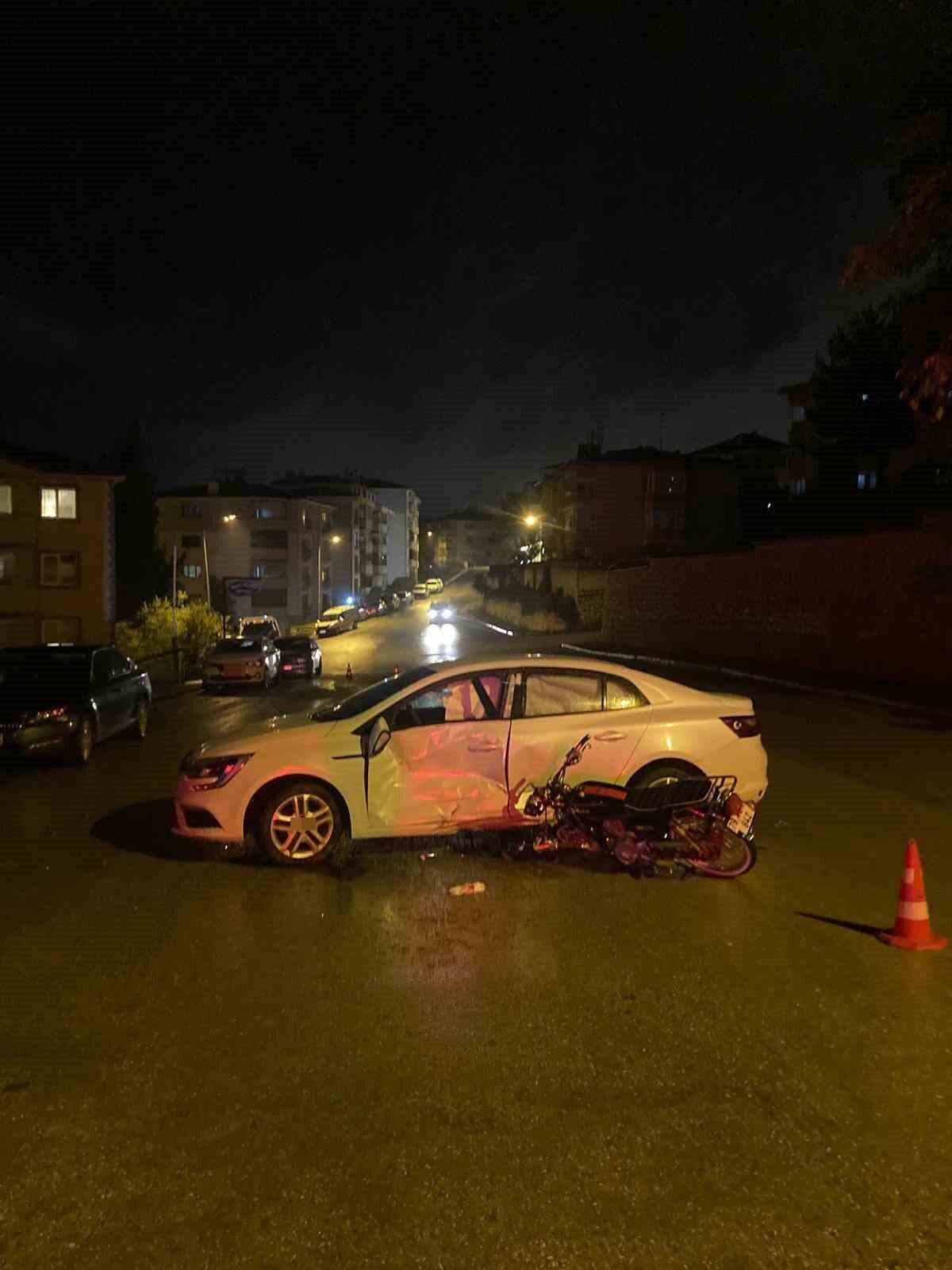 Karabük'ün Safranbolu ilçesinde, otomobil ve motosikletin çarpışması sonucu A.I. ve