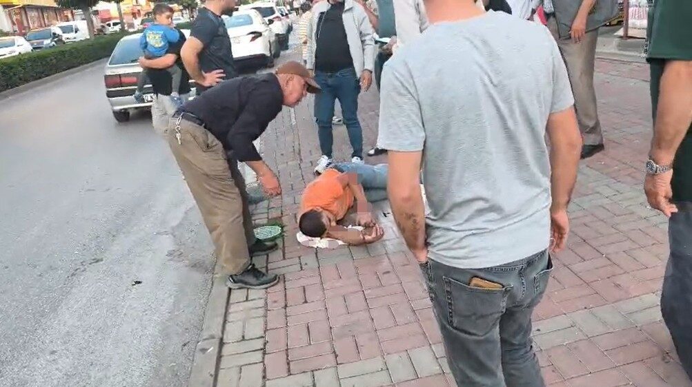 Antalya'nın Manavgat ilçesinde Abdulhadı A. yönetimindeki plakasız motosiklet, Hüsnü O.