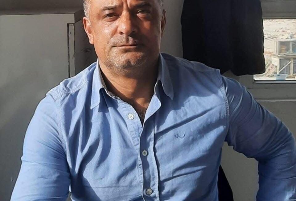 Burdur'da seyir halindeyken fenalaşan 50 yaşındaki Murat Özdemir, otomobilini emniyet