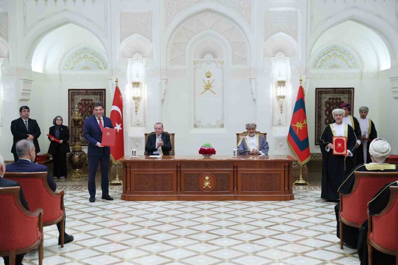 Cumhurbaşkanı Recep Tayyip Erdoğan, Umman ziyareti sırasında OYAK ve Umman