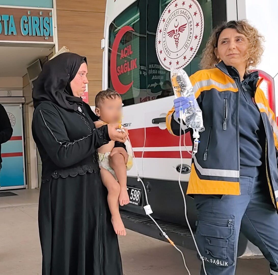 Bursa'nın İnegöl ilçesinde 1.5 yaşındaki Mahmud, bahçede oyun oynarken yakılan