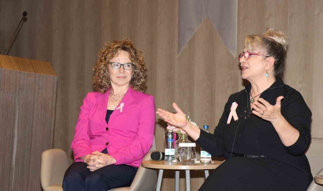 Acıbadem Altunizade Hastanesi'nde düzenlenen etkinlikte, ünlü oyuncu Devrim Yakut meme